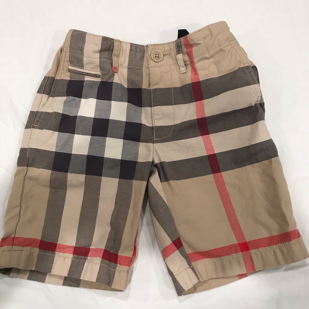 Burberry boy short